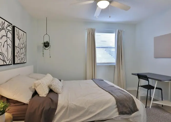 Cozy 1Br Beach Hideaway - One Block To Beach